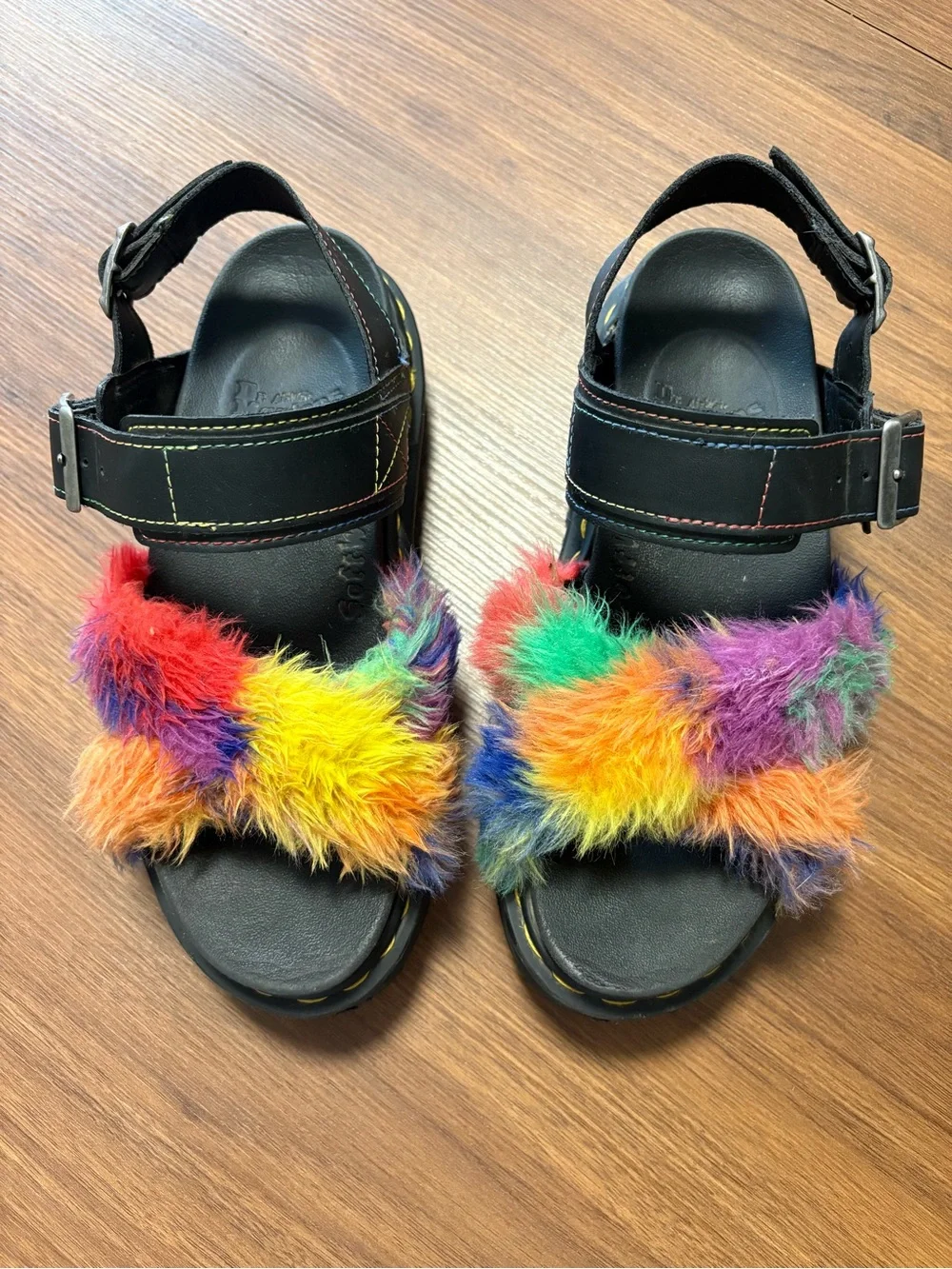 Dr. Martens Voss II Fluffy Faux Faur Sandals size 7